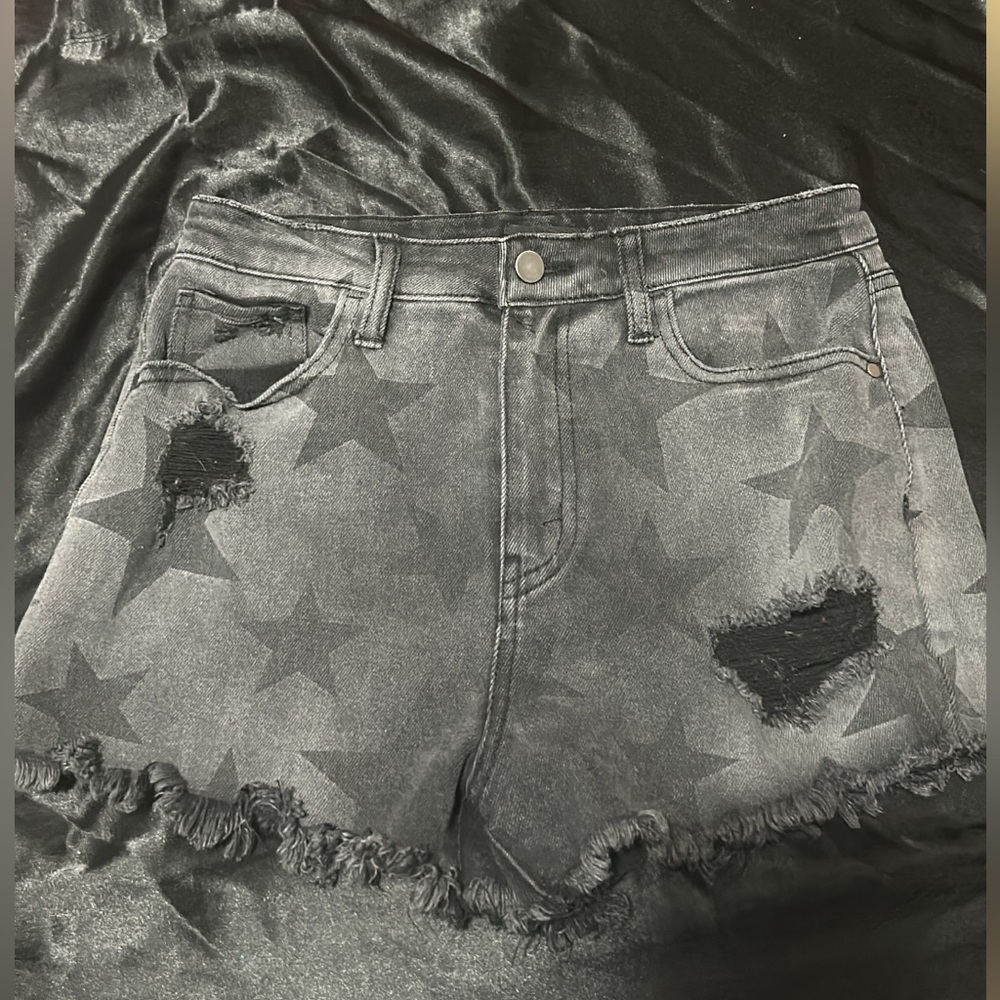 only worn once